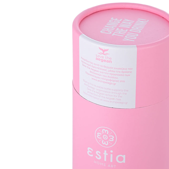 Ροζ συσκευασία του Estia Travel Cup 500ml Blossom Rose με λογότυπο Estia Home Art και μήνυμα Save the Aegean.