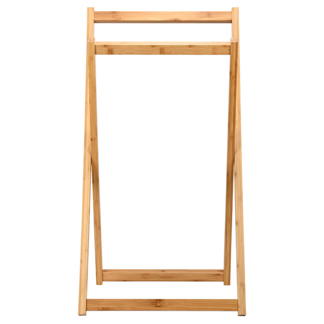Απλή ξύλινη βάση bamboo με σταυρωτή κατασκευή, φωτογραφημένη σε λευκό φόντο, με καθαρές γραμμές και φυσικό χρώμα ξύλου.