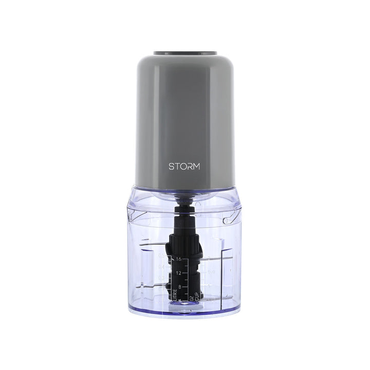 Πολυκόπτης Storm Aroma σε γκρι χρώμα με πλαστικό μπολ 500ml και ισχύ 400W σε λευκό φόντο.