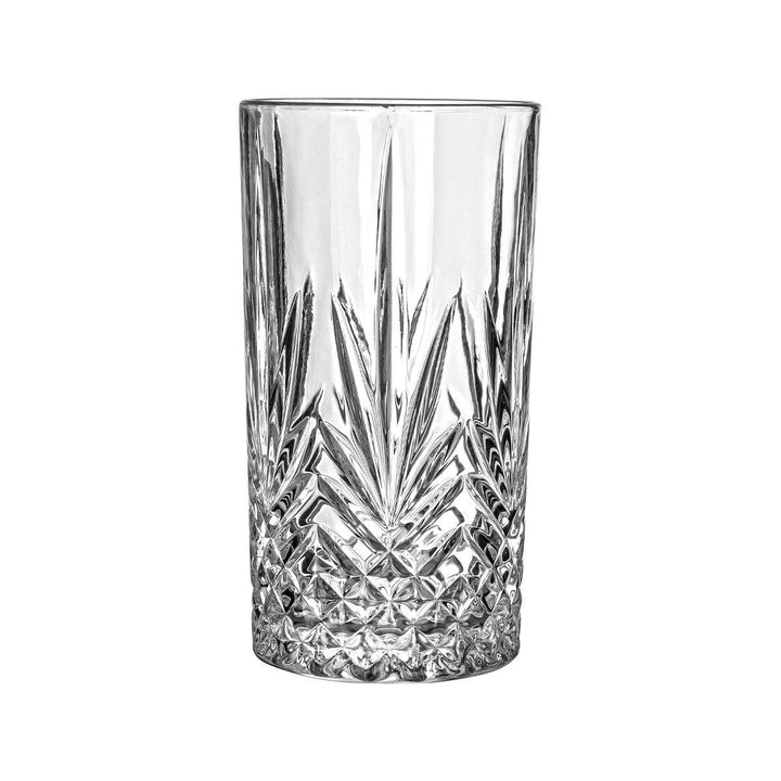 Γυάλινο ποτήρι Old Fashion 410ml με ανάγλυφο γεωμετρικό σχέδιο κοπής και καθαρή διαφάνεια σε λευκό φόντο.