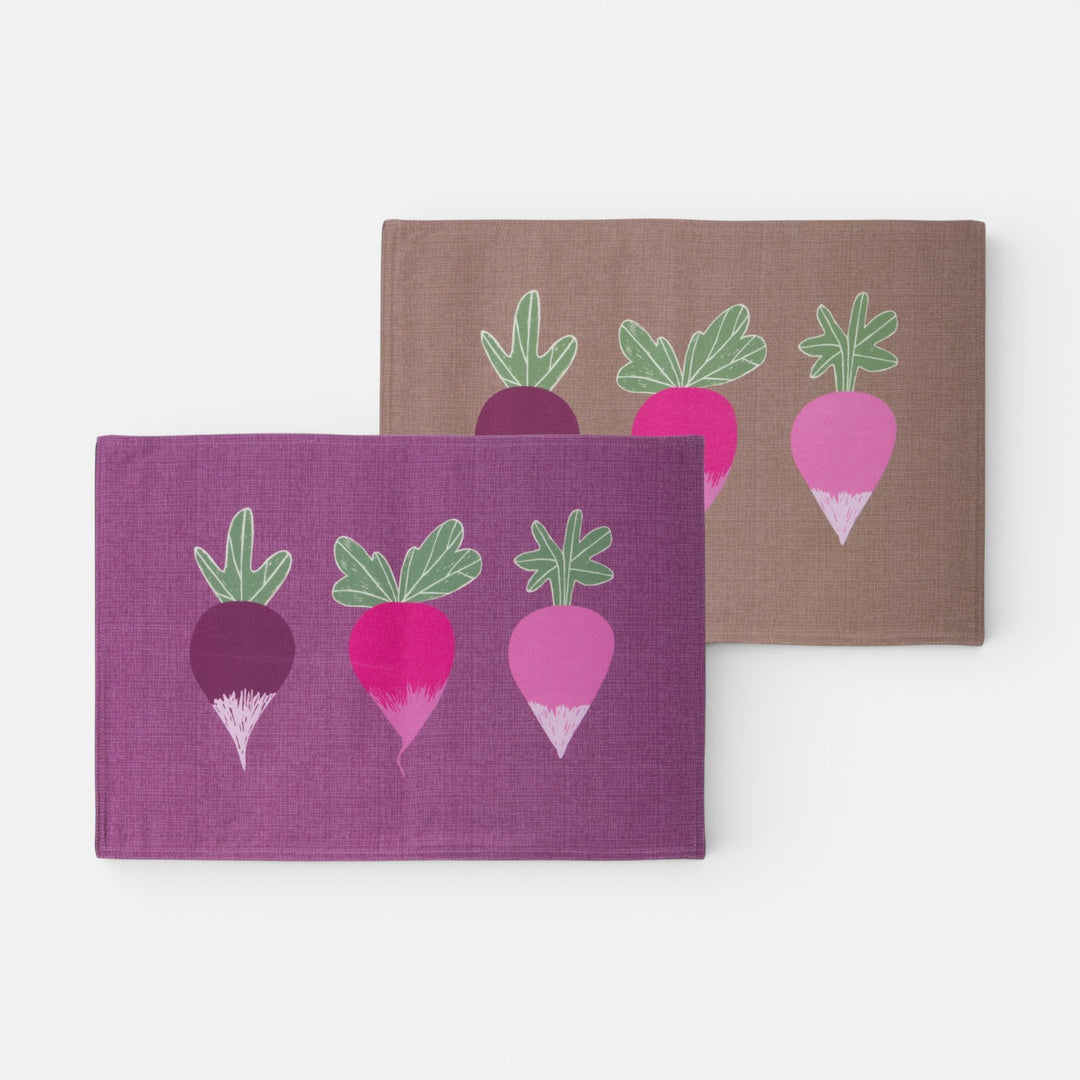 Σουπλά Διπλής Όψης Καφέ-Μωβ Radish 45Χ140cm, φωτογραφία παρουσίασης που αναδεικνύει την εμφάνιση και τον σχεδιασμό του προϊόντος της Nef-Nef Homeware.