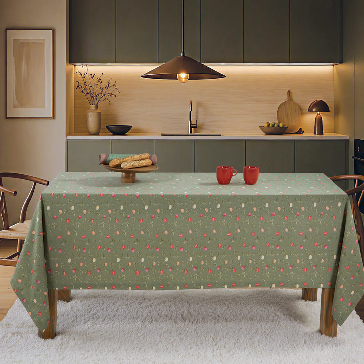Τραπεζομάντηλο Πράσινο Sweet Apple 140X180cm, παρουσίαση προϊόντος σε καθαρό φόντο με έμφαση στο σχέδιο, την απόχρωση και τις βασικές λεπτομέρειες της Nef-Nef Homeware.