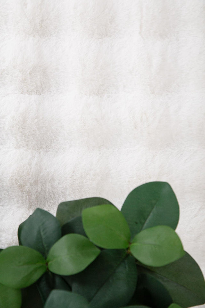 Γούνινο Χαλί Λευκό Συνθετικη Γούνα Bubble Royal Carpet 0.67X2.00